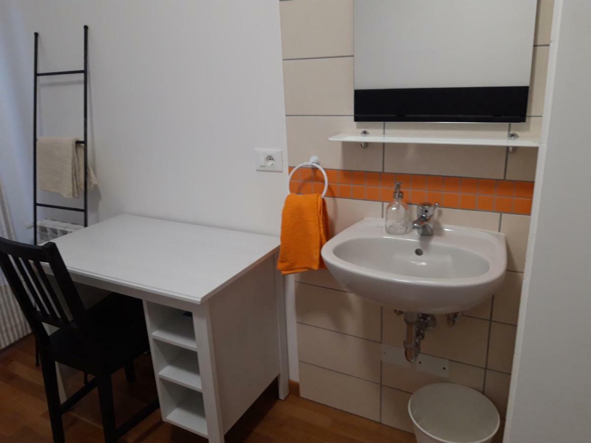 Al 106 Hotel Trieste Eksteriør billede